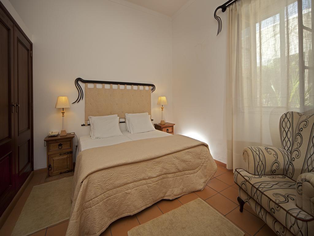 Betica Hotel Rural Pias  Екстериор снимка